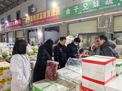 守牢食品安全 共筑消費滿意——鷹潭市市場監管局農批市場監管聯動工作紀實聚焦畜牧漁業飼料銷售